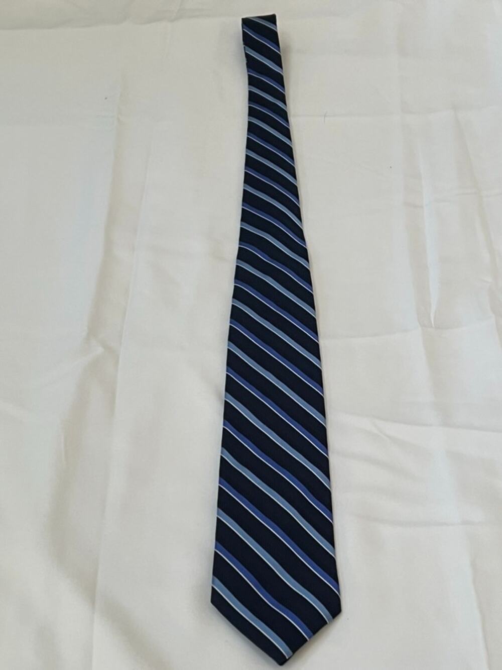 Brooks Brothers Makers & Merchants Men's Silk Neck Tie 57" Blue Stripe